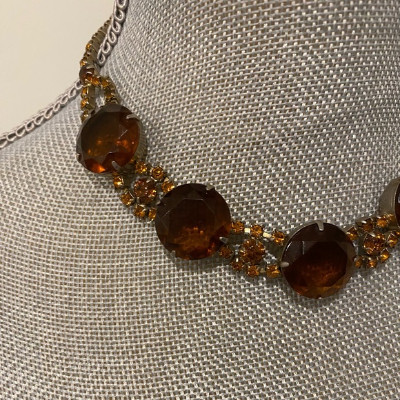 Vintage Rhinestone Necklace - Picture 3 of 9